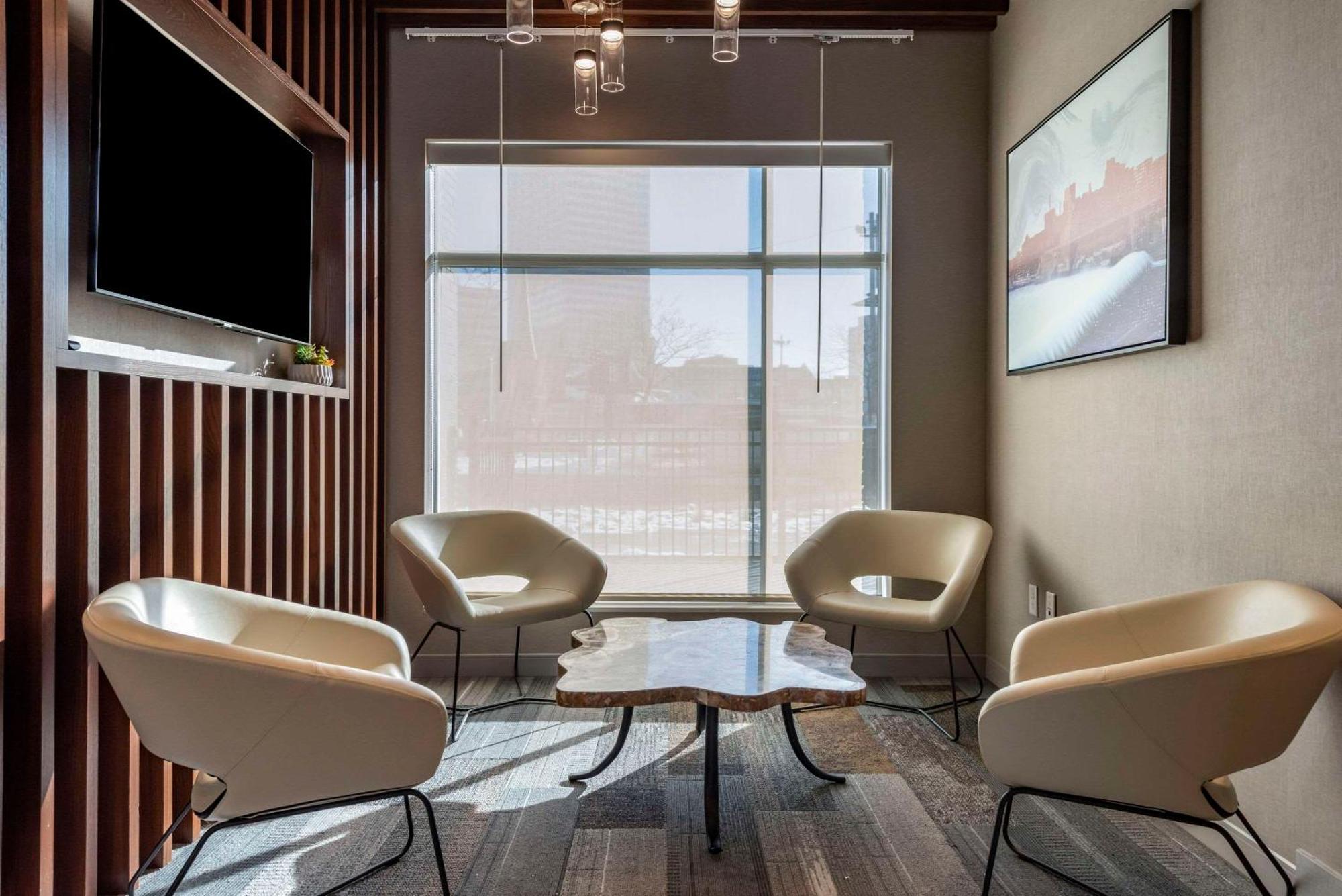 Cambria Hotel Minneapolis Downtown ภายนอก รูปภาพ