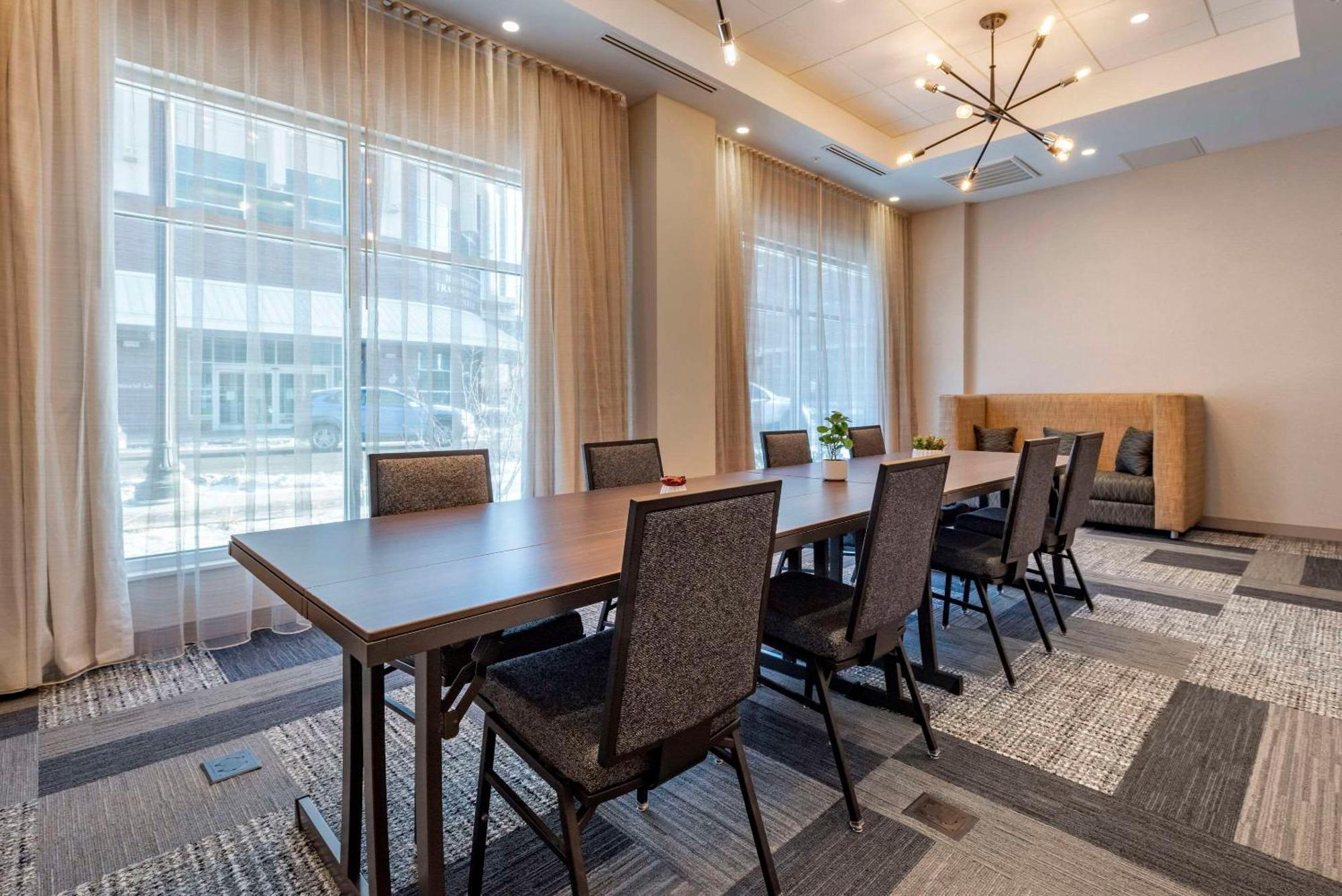 Cambria Hotel Minneapolis Downtown ภายนอก รูปภาพ